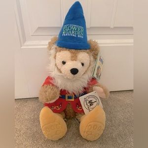 Duffy the Disney Bear Disney Parks Gnome Flower and Garden Festival NWT